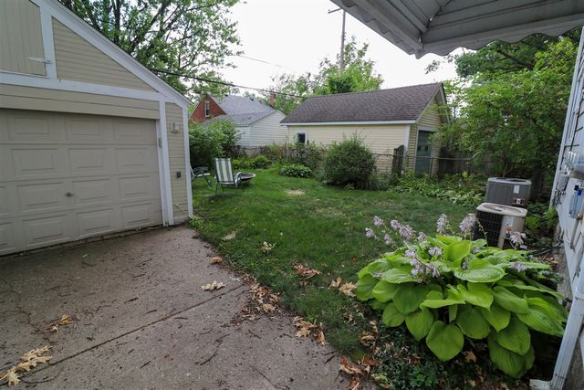 907 E Fifth Street, Royal Oak, MI 48067