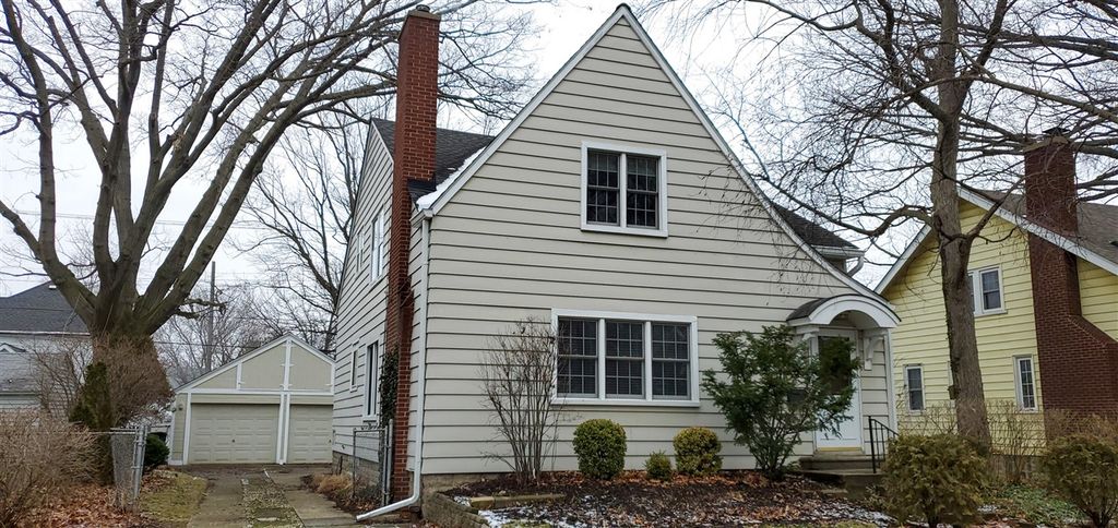 907 E Fifth Street, Royal Oak, MI 48067