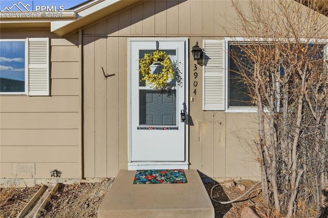3904 Shelley Avenue, Colorado Springs, CO 80910