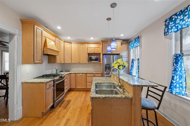 401 N Main Street, Louisburg, NC 27549