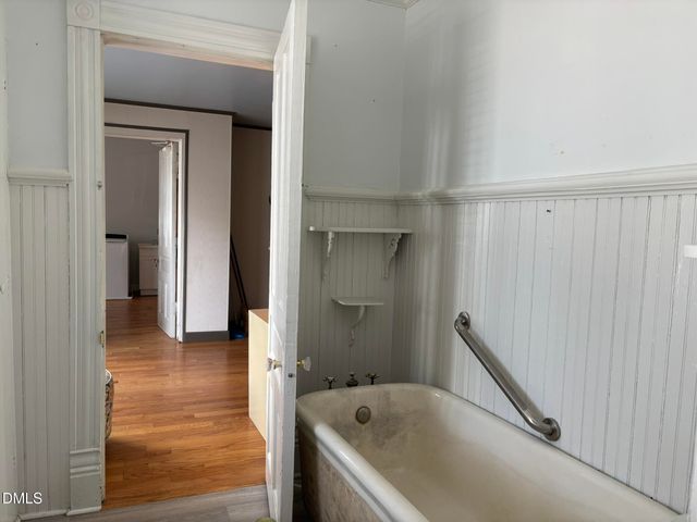 401 N Main Street, Louisburg, NC 27549