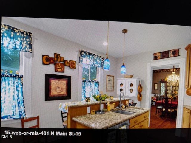 401 N Main Street, Louisburg, NC 27549