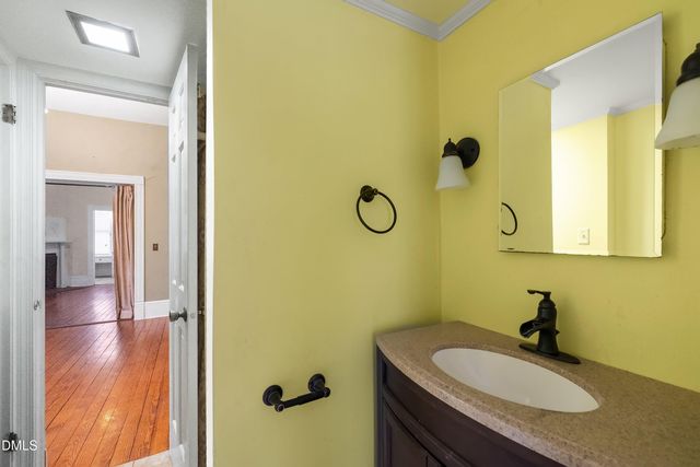 401 N Main Street, Louisburg, NC 27549