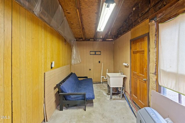 401 N Main Street, Louisburg, NC 27549