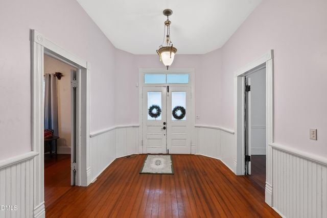 401 N Main Street, Louisburg, NC 27549