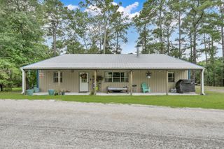 315 Cessna Rd Road, Trinity, TX 75862