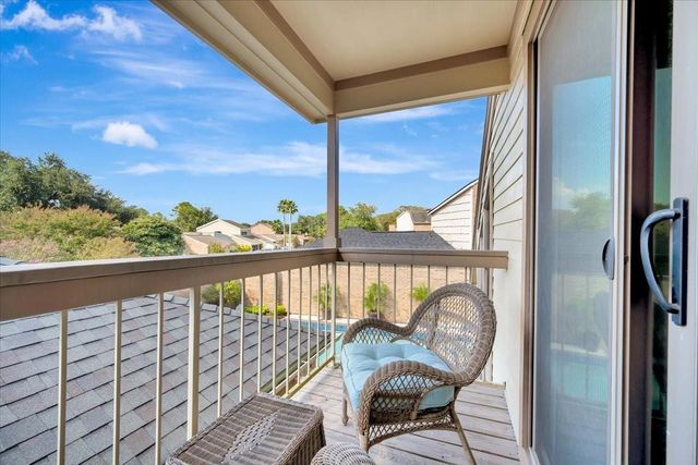 1810 Barleton Way, Houston, TX 77058