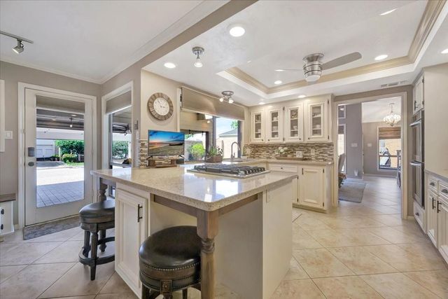 1810 Barleton Way, Houston, TX 77058