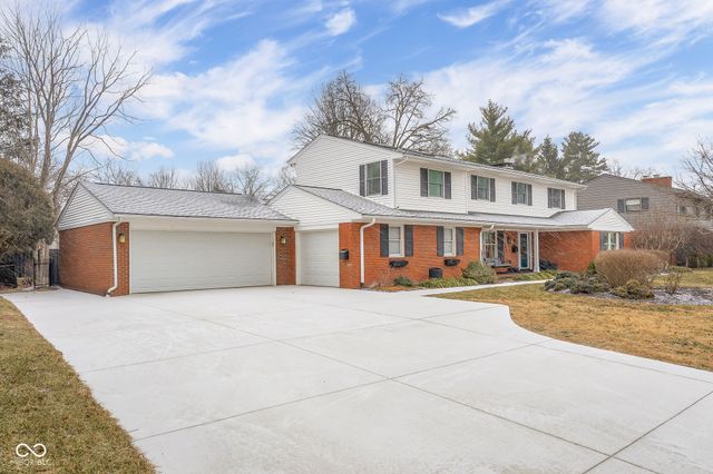 4123 N Riverside Drive, Columbus, IN 47203