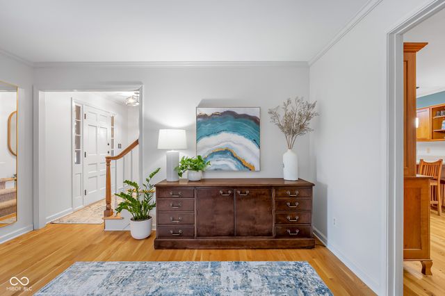 4123 N Riverside Drive, Columbus, IN 47203