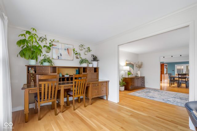 4123 N Riverside Drive, Columbus, IN 47203