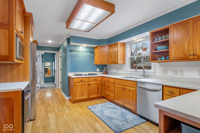 4123 N Riverside Drive, Columbus, IN 47203