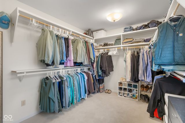 4123 N Riverside Drive, Columbus, IN 47203