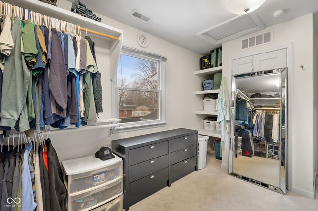 4123 N Riverside Drive, Columbus, IN 47203