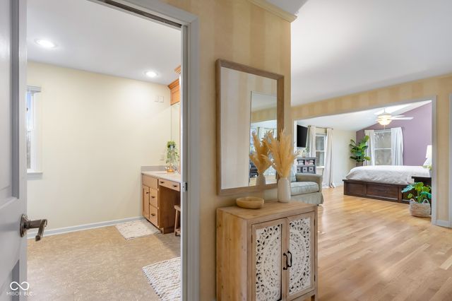 4123 N Riverside Drive, Columbus, IN 47203