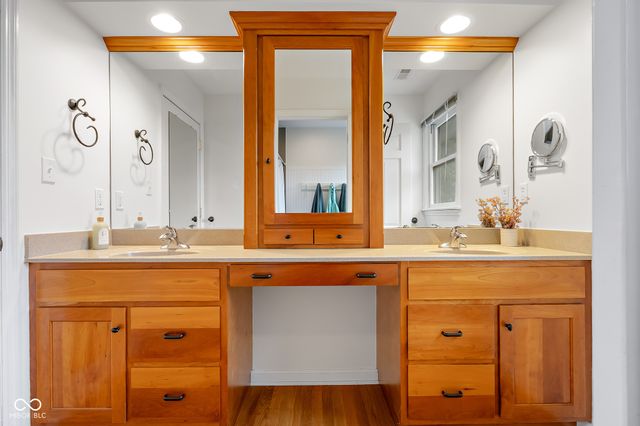 4123 N Riverside Drive, Columbus, IN 47203