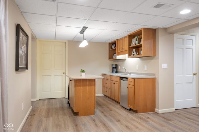 4123 N Riverside Drive, Columbus, IN 47203