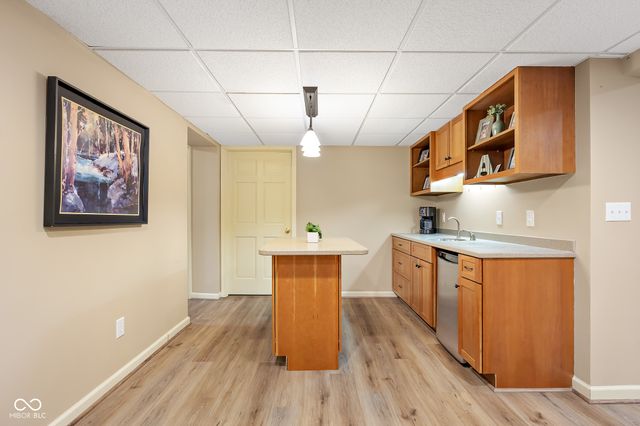 4123 N Riverside Drive, Columbus, IN 47203