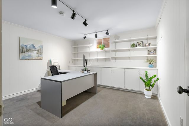 4123 N Riverside Drive, Columbus, IN 47203