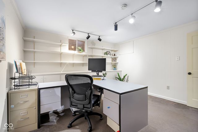 4123 N Riverside Drive, Columbus, IN 47203