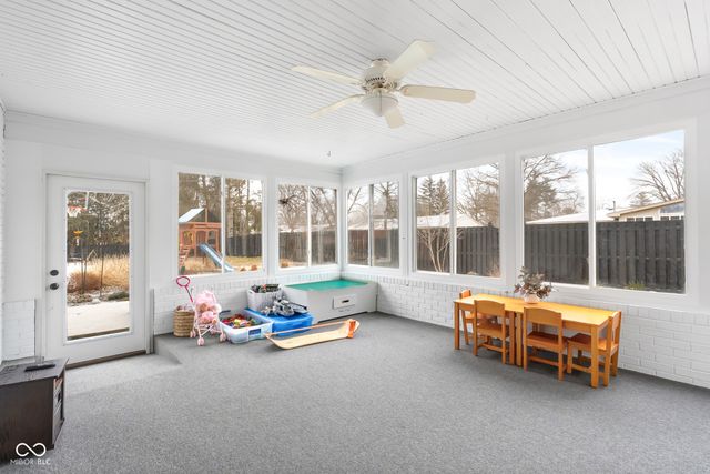 4123 N Riverside Drive, Columbus, IN 47203