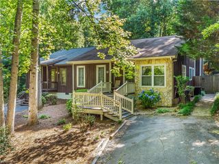 157 Carrisbrooke Lane, Winston-salem, NC 27104