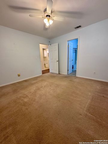 745 Trail Crest, Canyon Lake, TX 78133