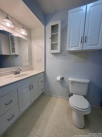 745 Trail Crest, Canyon Lake, TX 78133