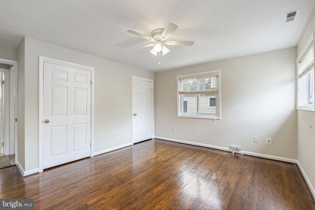 2311 N DINWIDDIE ST, Arlington, VA 22207