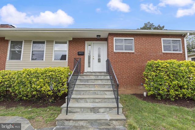 2311 N DINWIDDIE ST, Arlington, VA 22207