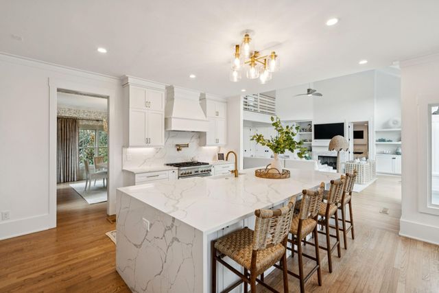 913 Paul Revere Drive, Charleston, SC 29412