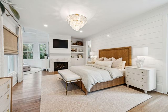 913 Paul Revere Drive, Charleston, SC 29412