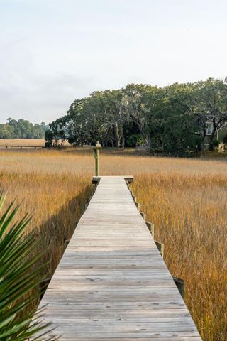 913 Paul Revere Drive, Charleston, SC 29412