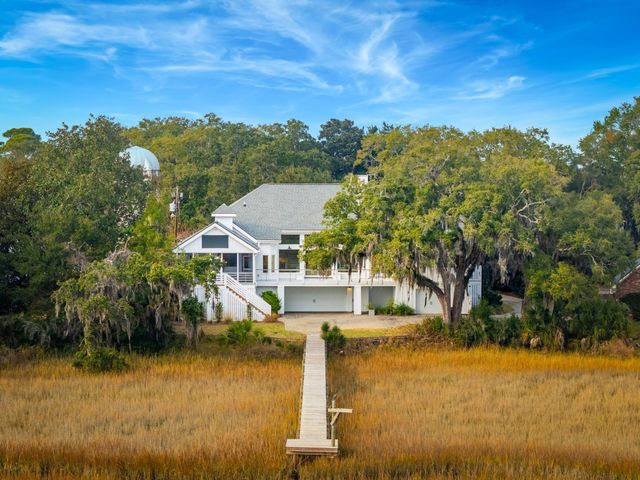 913 Paul Revere Drive, Charleston, SC 29412