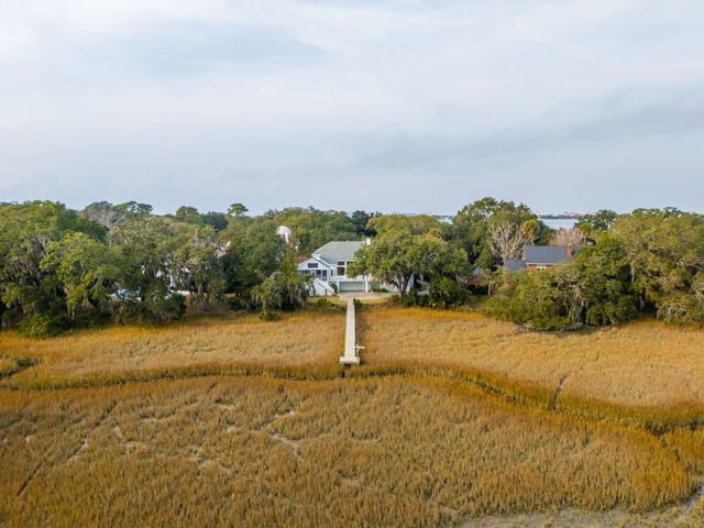 913 Paul Revere Drive, Charleston, SC 29412