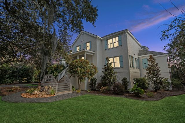 913 Paul Revere Drive, Charleston, SC 29412