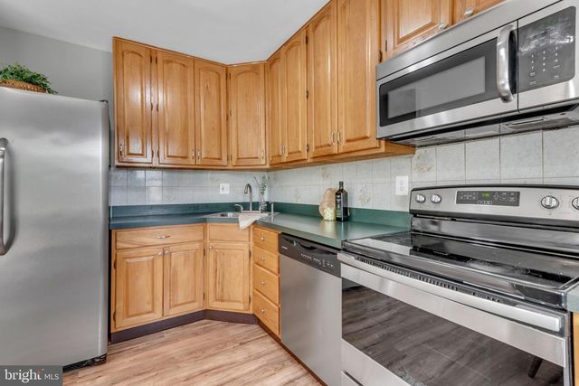 8650 HEAD HARBOUR, Pasadena, MD 21122