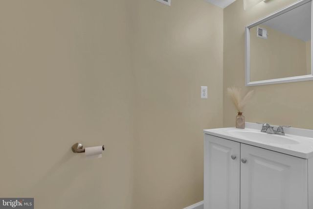 8650 HEAD HARBOUR, Pasadena, MD 21122