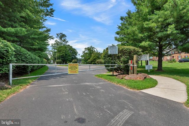 8650 HEAD HARBOUR, Pasadena, MD 21122