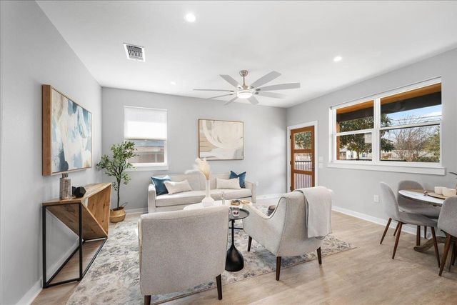 1149 Ebert Ave D, Austin, TX 78721