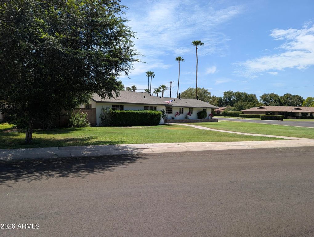 5741 W HARMONT Drive, Glendale, AZ 85302 — photo 5