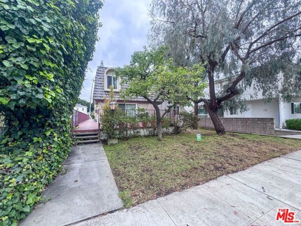 2410 Ocean Park Boulevard, Santa Monica, CA 90405