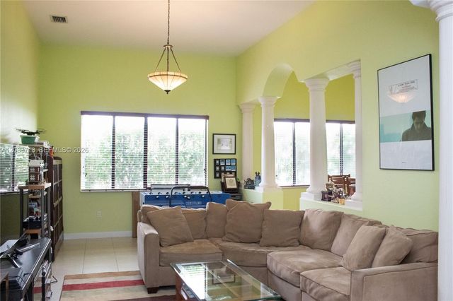 7645 SW 193rd Lane, Cutler Bay, FL 33157