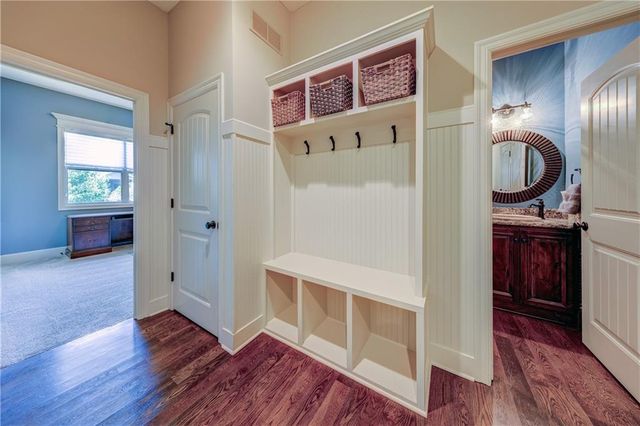 16524 Lucille Street, Overland Park, KS 66221