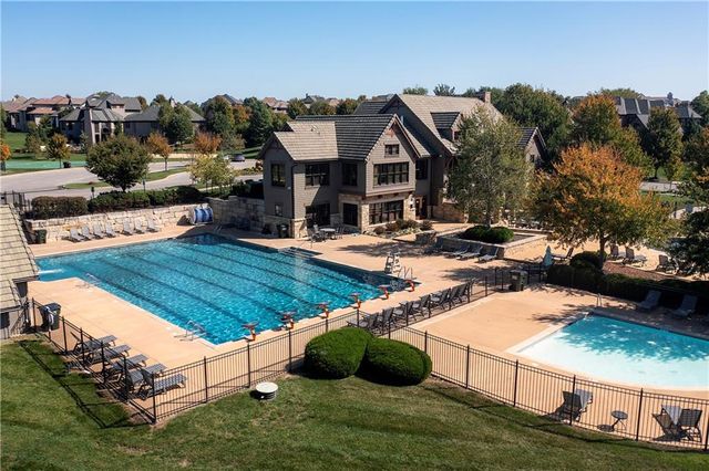 16524 Lucille Street, Overland Park, KS 66221