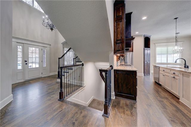 16524 Lucille Street, Overland Park, KS 66221