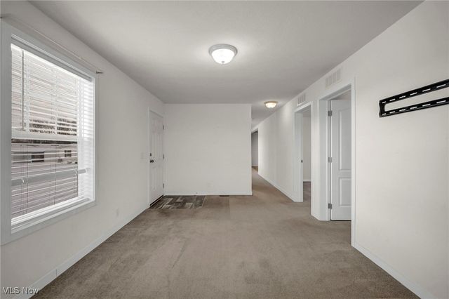 348 Robin Drive, Elyria, OH 44035