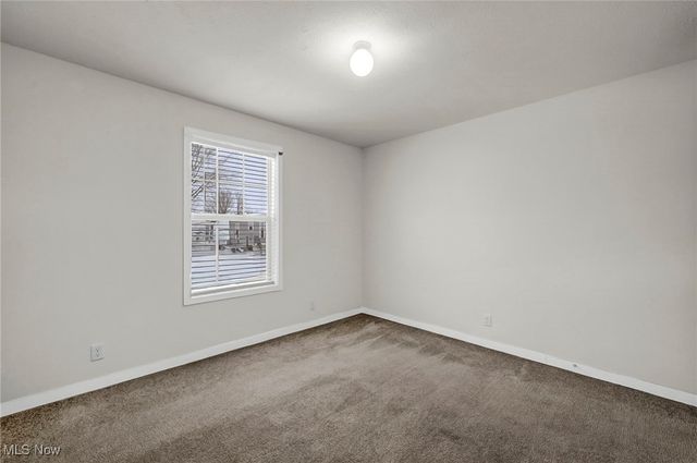 348 Robin Drive, Elyria, OH 44035