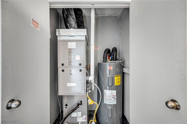 348 Robin Drive, Elyria, OH 44035