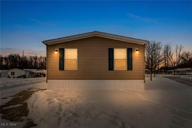 348 Robin Drive, Elyria, OH 44035